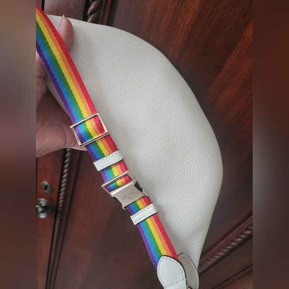 KATE SPADE Leila Rainbow Belt Bag Limited edition PRIDE with matching key wallet - Picture 4 of 6